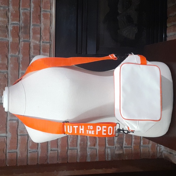 Youth To The People Bag - Picture 2 of 5